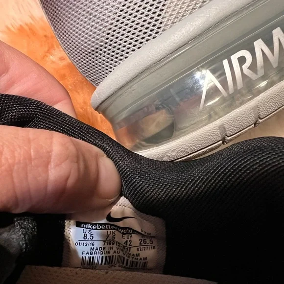 Nike Airmax  *mismatched* - Picture 7 of 8